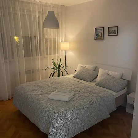 Dora Ni